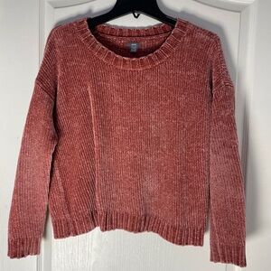 Size M Supersoft Chenille Sweater.